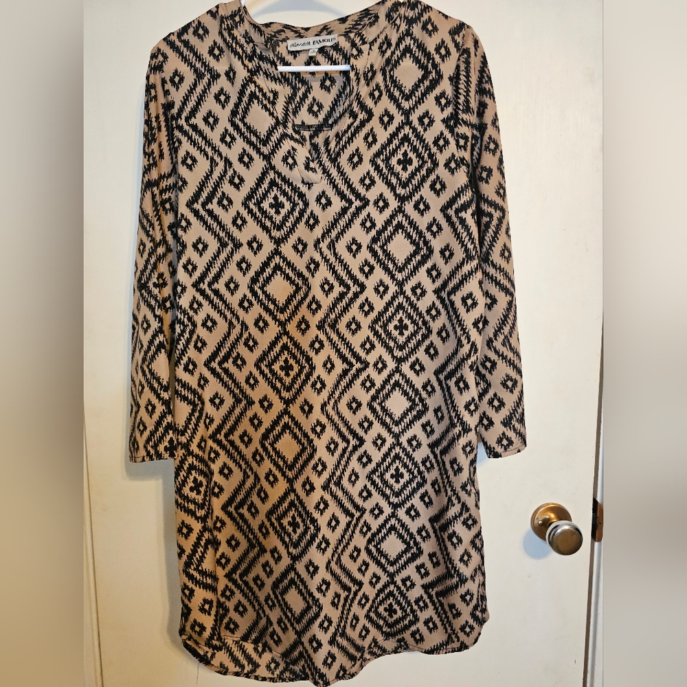 Shift Dress | Almost Famous | Medium